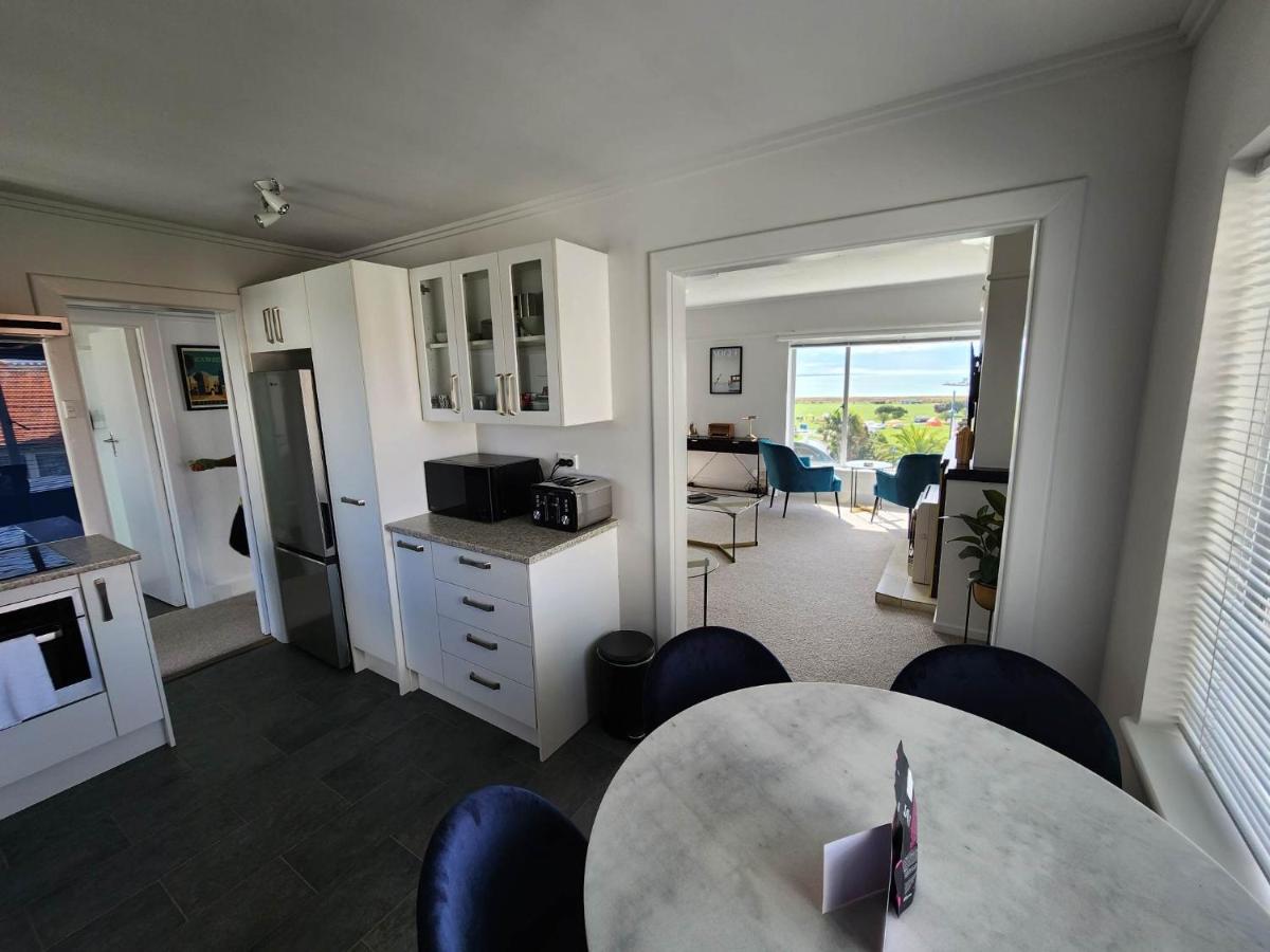 Appartamento Art Deco Beauty On The Bay Hill Timaru Esterno foto